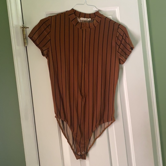 Fashion Nova striped bodysuit - Picture 4 of 7